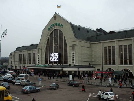 ﻿Невідомі викрали дівчину на Центральному залізничному вокзалі Києва – ЗМІ