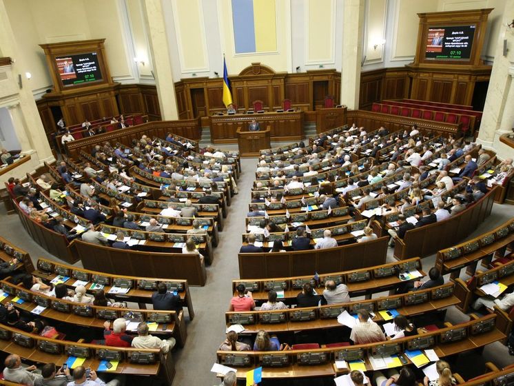 ﻿Рада ухвалила в першому читанні законопроект про забезпечення функціонування української мови як державної