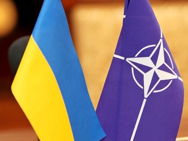 Слава Рабинович: НАТО в состоянии вооружить Украину высокоточным оружием, способным уничтожать российские бронеколонны с большого расстояния