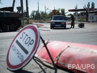 Горсовет Донецка: Со стороны аэропорта слышны залпы и взрывы