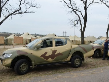 Батальон "Феникс" получил три машины Mitsubishi, купленные за волонтерские средства