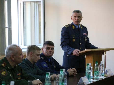 Министр обороны Сербии заявил, что в стране готовы провести масштабные военные учения с Россией