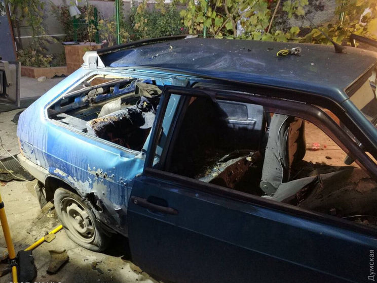 В Одесской области в результате взрыва гранаты повреждено авто секретаря совета объединенной общины