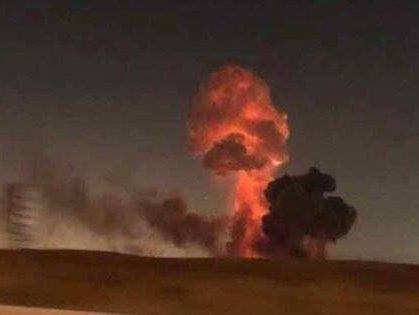 Взрывы на складе боеприпасов в Черниговской области. Пожаром охвачены пять хранилищ – Минобороны Украины