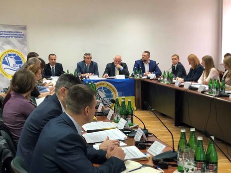 ﻿Понад 290 українських моряків утримують в іноземних в'язницях – МЗС