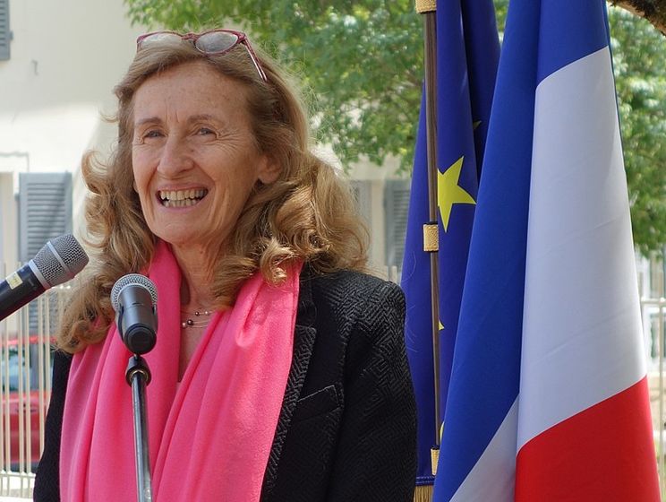Министр юстиции Франции обратилась к Google с просьбой убрать снимки тюрем на картах