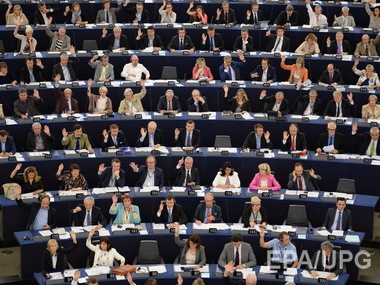 В Европарламенте выступления перед голосованием за ратификацию Соглашения сопровождались аплодисментами