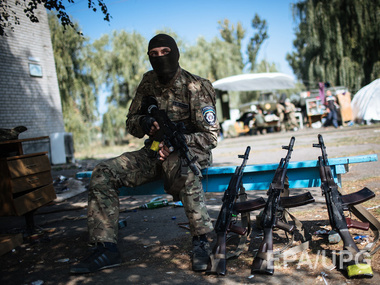 Горсовет: В Донецке снаряд попал в автобус, погибла женщина