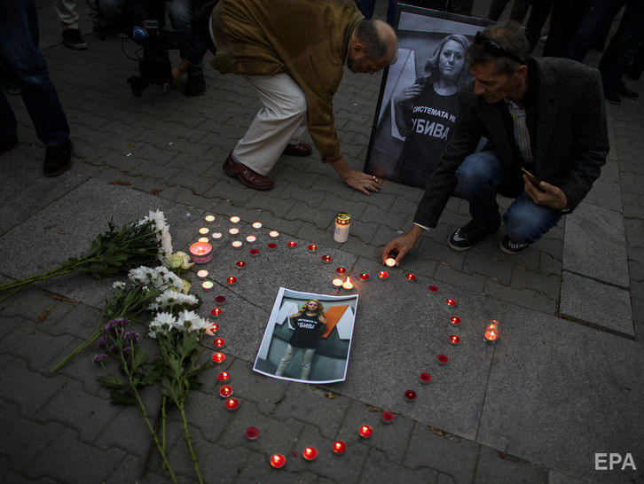 ﻿Мати затриманого за підозрою в убивстві болгарської журналістки Маринової заявила, що він визнав провину