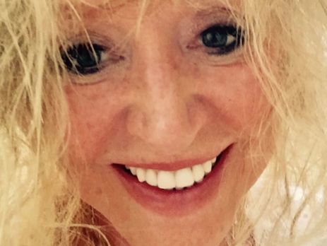 Пугачева в супермаркете прокатила сына в тележке