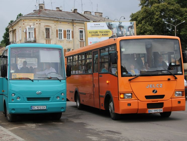 ﻿30–40% ринку автобусних перевезень в Україні працює нелегально – Омелян