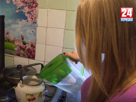 В Симферополе водопроводную воду подают с запахом гнили и привкусом плесени