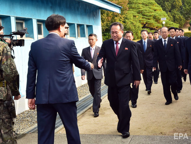 ﻿Делегації КНДР і Південної Кореї зустрілися для обговорення економічного співробітництва