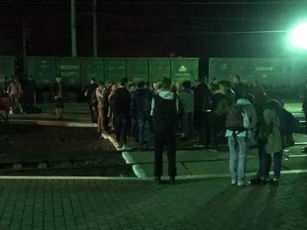 Во Львовской области пассажиры заблокировали движение поезда "Мукачево – Львов"