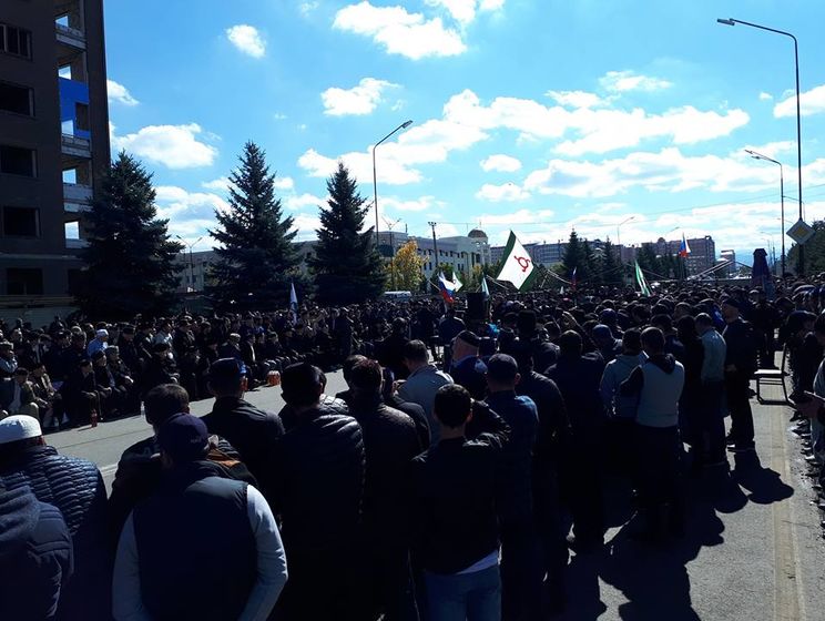 Приехавший наблюдать за протестами в Ингушетии исследователь Amnesty International сообщил, что его похитили и пытали