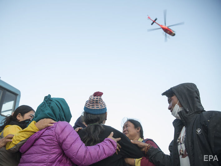 ﻿У Непалі з гори евакуювали тіла дев'ятьох загиблих альпіністів
