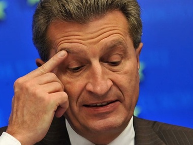 Минэнерго России: Эттингер заявил, что "Газпром" поставит 5 млрд куб. м газа после оплаты Украиной $2 млрд