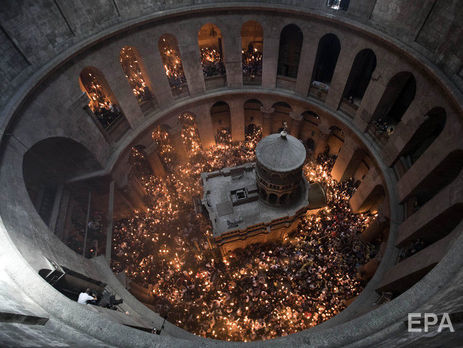 В РПЦ заявили, что после разрыва отношений с Константинополем Благодатный огонь из Иерусалима смогут приносить в Россию