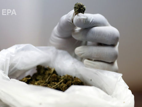 У Канаді незаконним залишиться зберігання понад 30 г марихуани