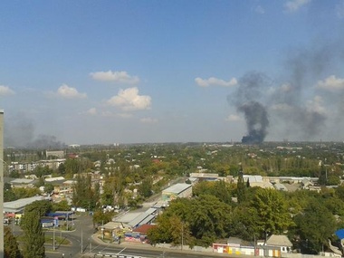 Террористы в Донецке не пропускают жителей через железнодорожный переезд