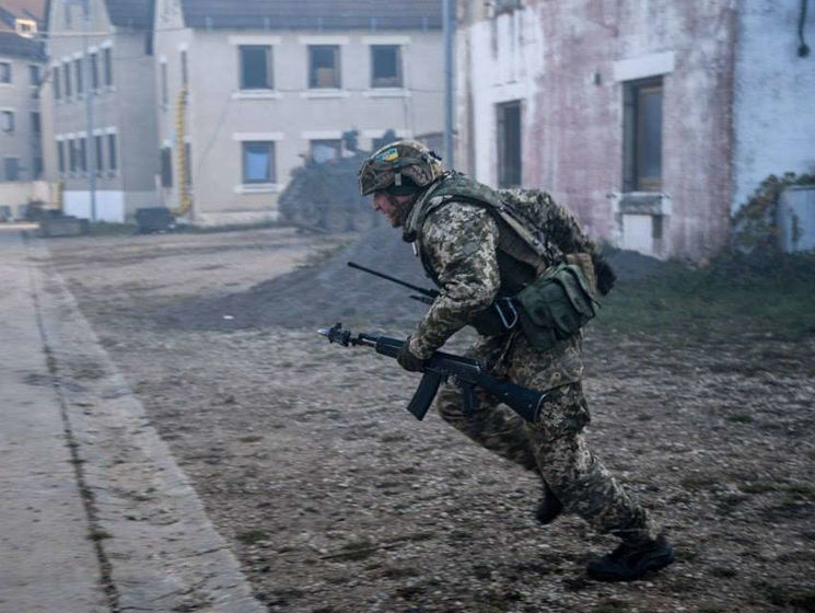 ﻿Кабмін затвердив порядок застосування зброї у Збройних силах для відсічі агресії проти України