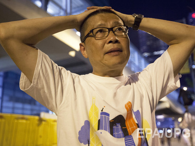 Власти Гонконга призвали митингующих разойтись