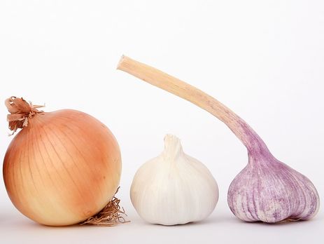 Супрун заявила, что лук не поможет при гриппе и простуде