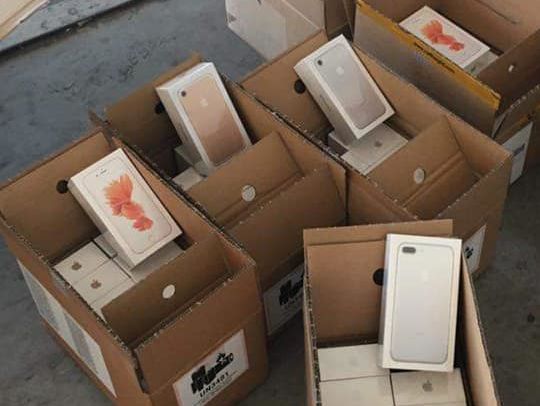 В Украину под видом почтовых посылок пытались ввезти телефоны на $700 тыс.