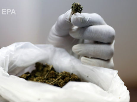 В магазинах Канады закончилась марихуана после вступления в силу закона о ее легализации