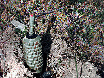 Боевики эвакуировали с минных полей тела двух жителей оккупированного Золотого, которые подорвались 18 октября – СМИ