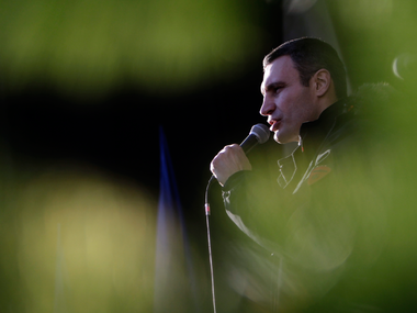 Кличко пригрозил увольнением гаишникам, которые преследуют Автомайдан
