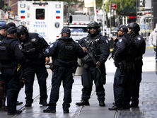 Бомбы в конвертах. Что известно о рассылке взрывных устройств американским политикам