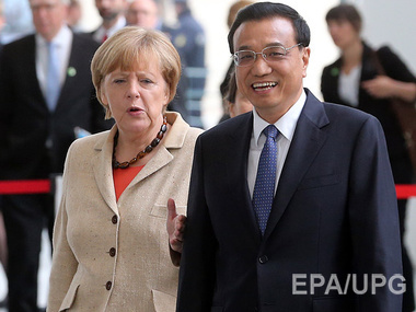 Financial Times: Меркель просит Китай утихомирить Россию