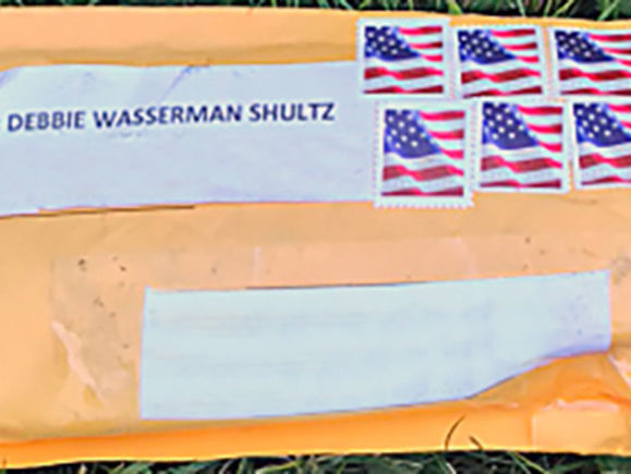 ﻿Надіслані поштою американським політикам бомби складали за рисунками з інтернету – Reuters