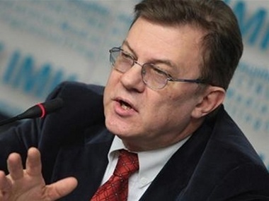 Economist Lanovoy: The probability of a default is minimum – the whole world is turned facing Ukraine and will help it