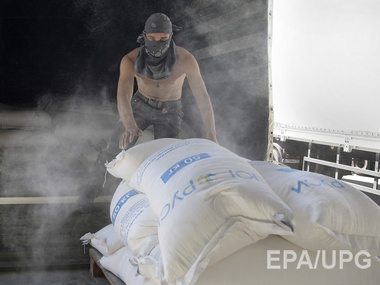 СНБО: Российская гуманитарная помощь лежит на складах под охраной "Оплота"