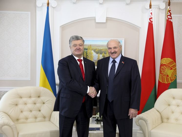 Порошенко на встрече с Лукашенко: Мы абсолютно уверены, что отношения вышли на серьезный рост. Экономика наших стран показывает, что прирост составляет более 23%