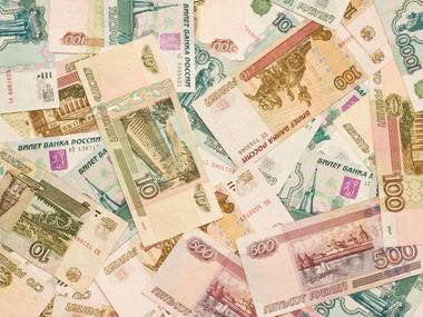 Bloomberg: Россия за неделю потратила $4 млрд на удерживание рубля