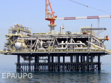 Reuters: Саудовская Аравия готова два года держать цену на нефть на уровне $80 за баррель