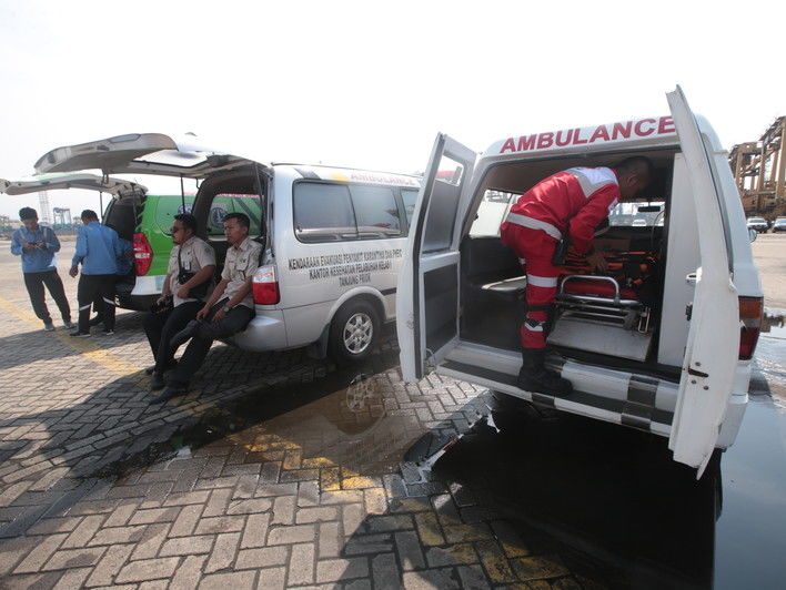 ﻿Українців немає серед пасажирів та екіпажу літака, що впав у Індонезії – МЗС України