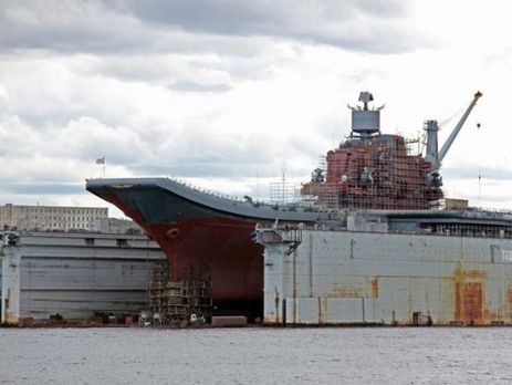 В Мурманской области затонул плавучий док, где должны были ремонтировать авианосец 