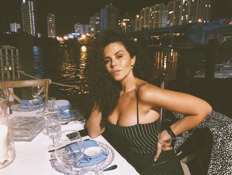 Каменских оголила пятую точку