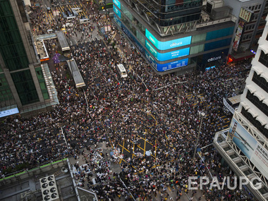 Столкновения в Гонконге: 60 человек ранены, 26 – задержаны