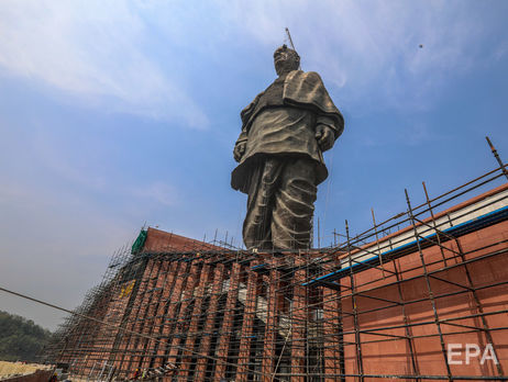 В Индии открыли самую большую статую в мире