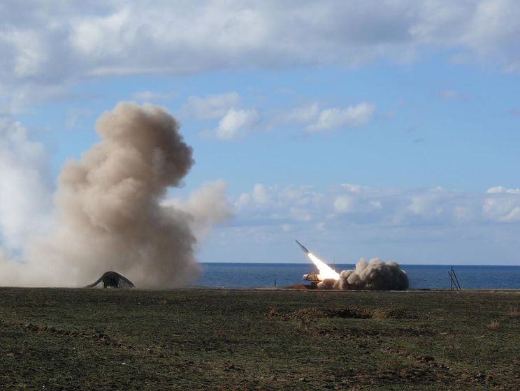 На полигоне в Херсонской области начались боевые стрельбы с пусками зенитных управляемых ракет