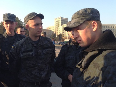 Харьковским срочникам, которые требовали демобилизации, дали отпуск