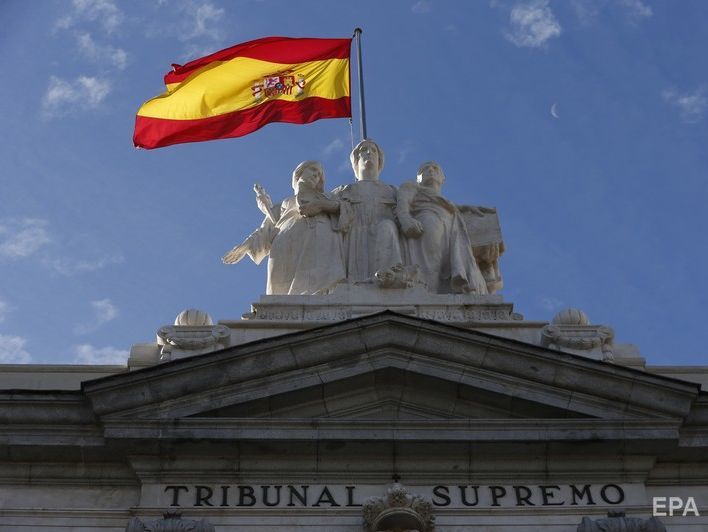 ﻿Обвинувачення в Іспанії вимагає для колишніх керівників Каталонії від 16 до 25 років ув'язнення
