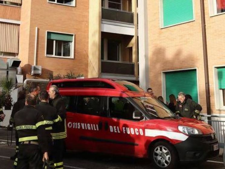 Ночью в Риме горела больница: около 400 пациентов эвакуированы
