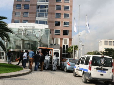 В Стамбуле эвакуировали сотрудников трех консульств