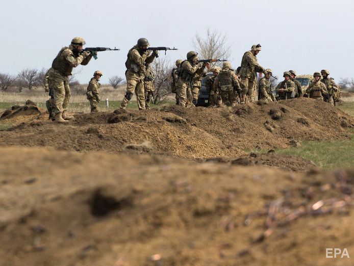 ﻿На Донбасі загинув один український боєць, ще чотирьох поранено – штаб операції Об'єднаних сил